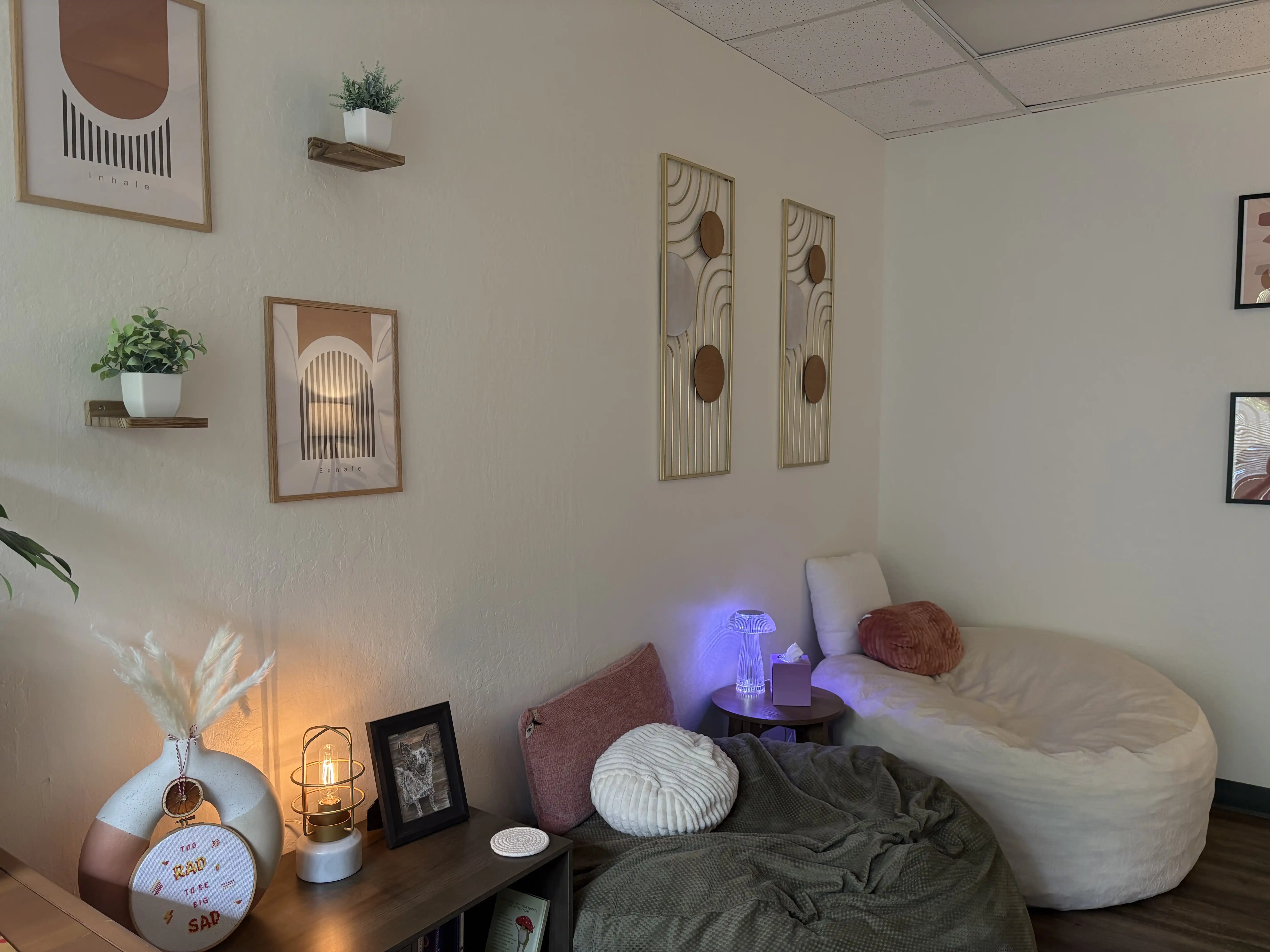 Office interior view 4